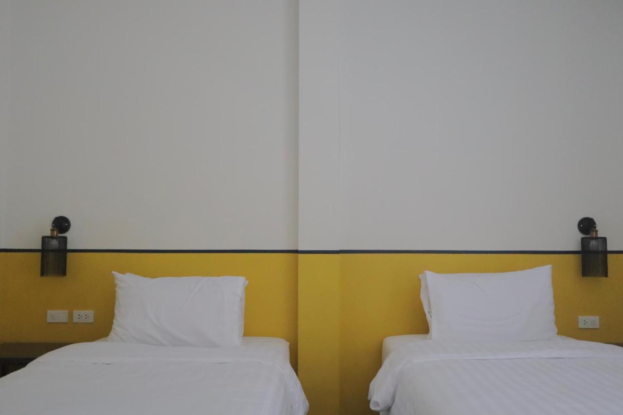 Goodnight Poshtel + Free Netflix Hotel Hat Yai Exterior foto